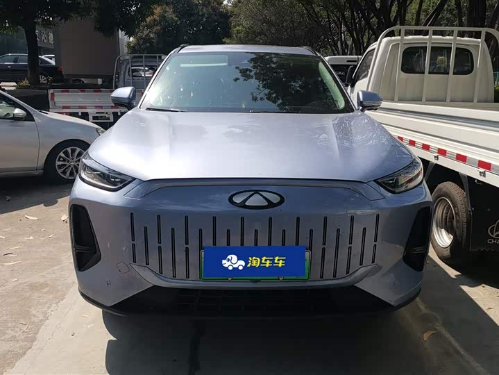 Photo 2 - Chery Fulwin T9