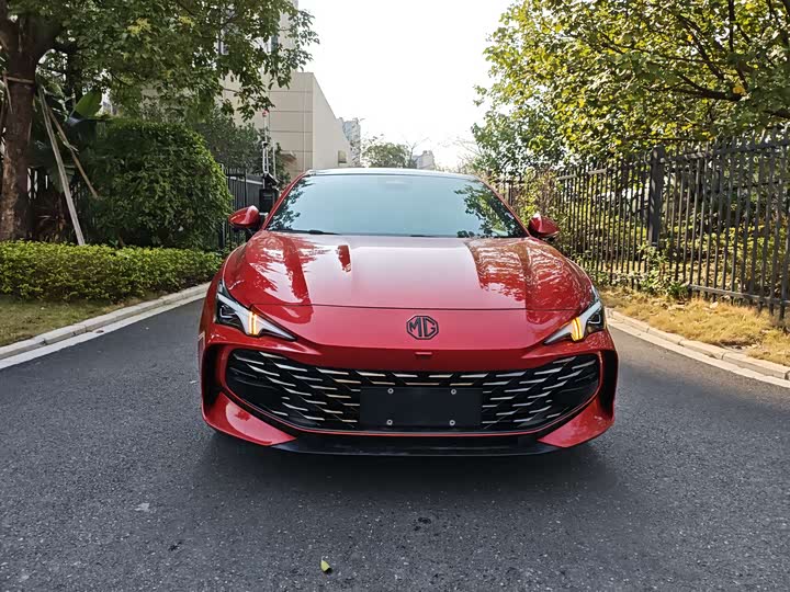 Фото 2 - MG Motor 7