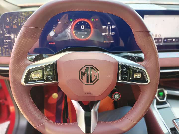 Фото 6 - MG Motor 7