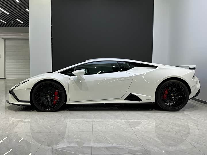 Фото 4 - Lamborghini Huracán