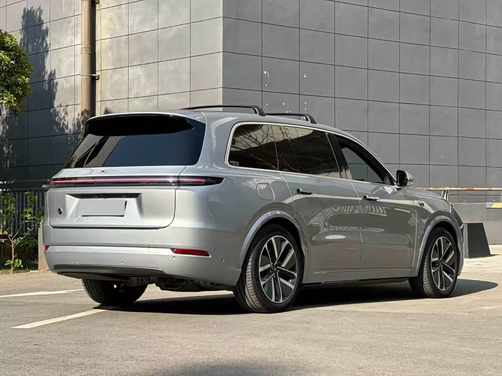 Фото 8 - LiXiang L9