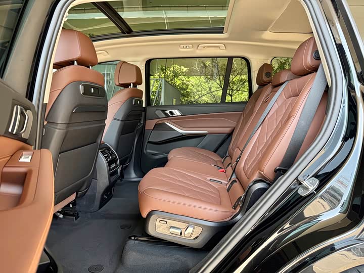 BMW X7 2023 2023款 xDrive40i 领先型豪华套装