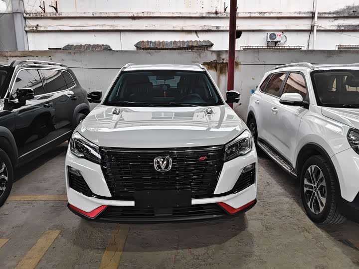 Фото 2 - Changan CS75