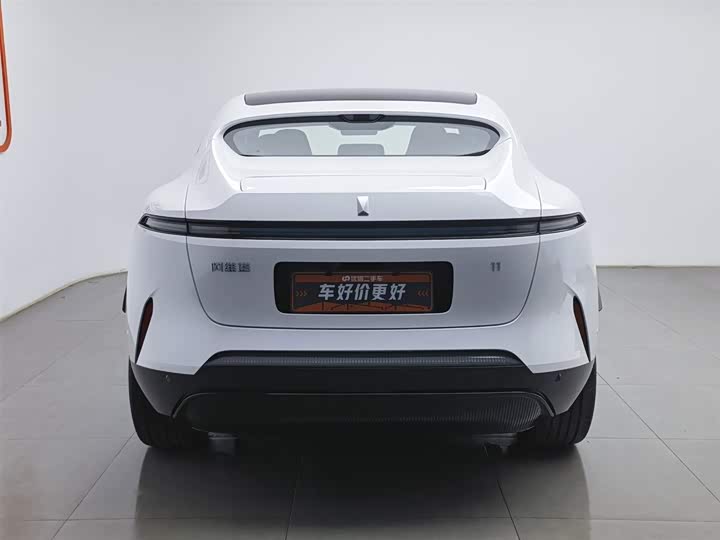 Фото 4 - Avatr 11