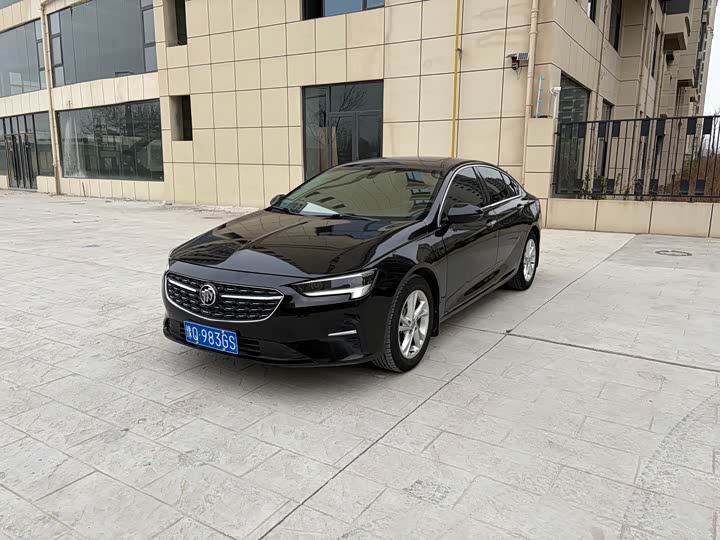 Photo 1 - Buick Regal