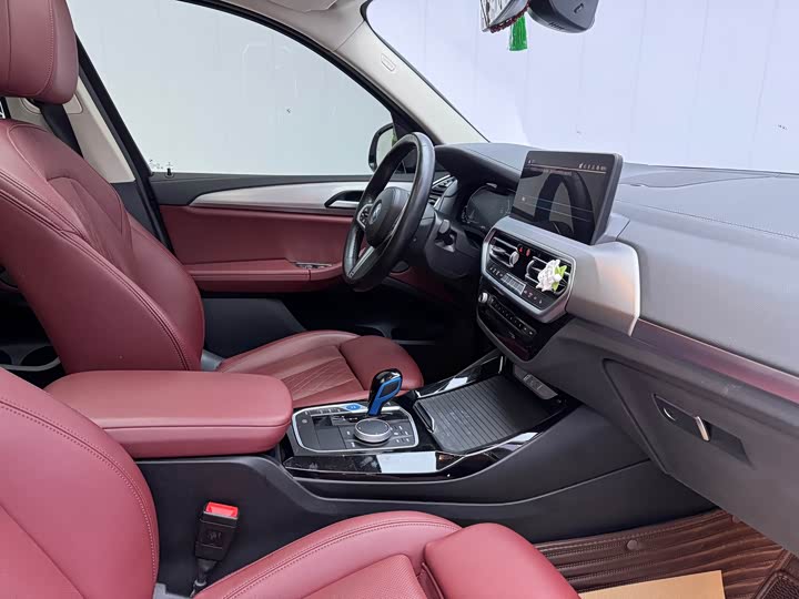 Фото 5 - BMW iX3