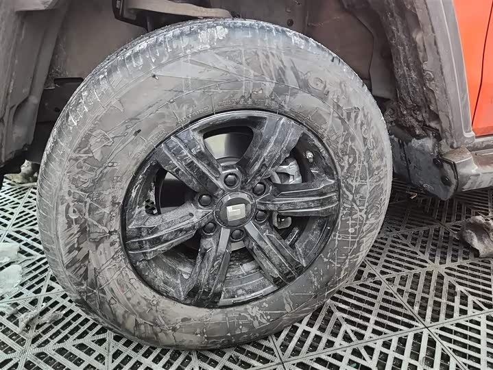 Фото 6 - Tank 300