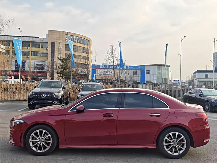 Фото 3 - Mercedes-Benz A-Class