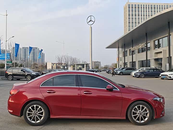 Фото 5 - Mercedes-Benz A-Class