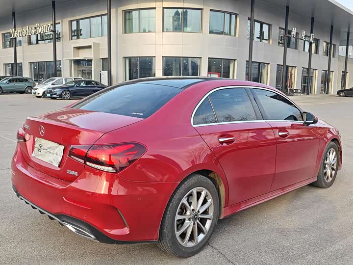 Фото 8 - Mercedes-Benz A-Class