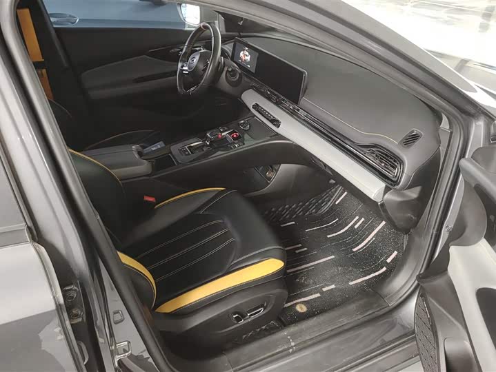 Фото 8 - GAC Trumpchi Empow R