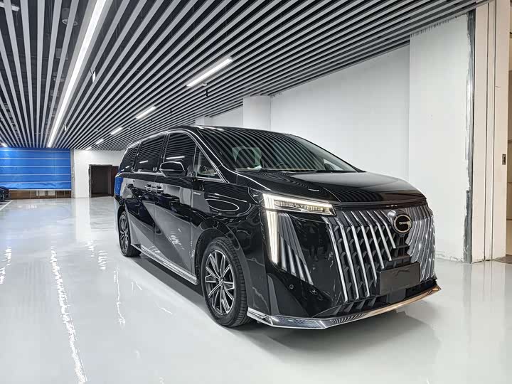 Фото 3 - GAC Trumpchi M8