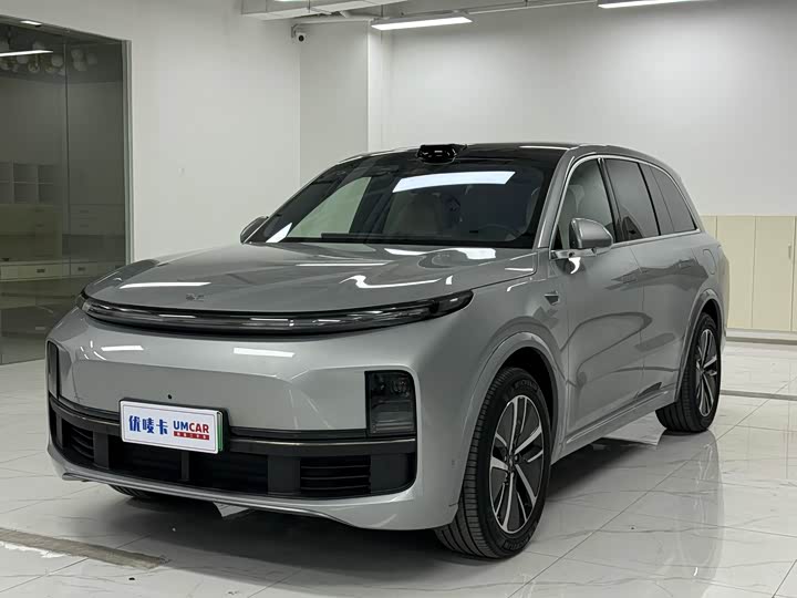 Фото 1 - LiXiang L8