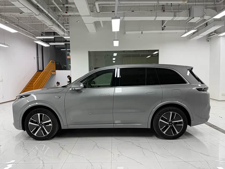 Фото 3 - LiXiang L8