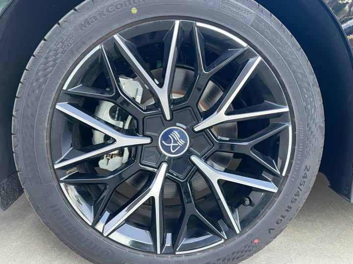 Фото 7 - BYD Han