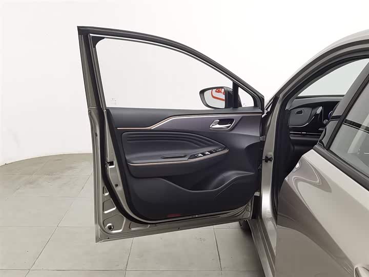 Фото 8 - GAC Aion S Plus