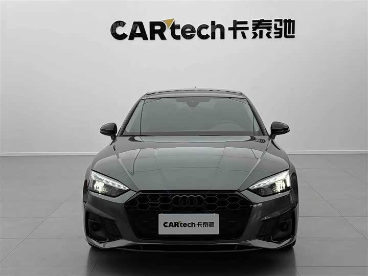 Фото 2 - Audi A5