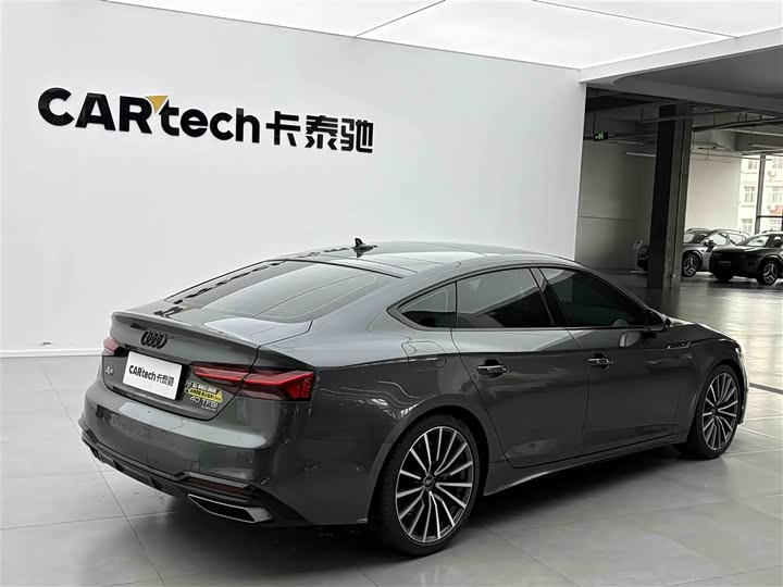 Фото 4 - Audi A5