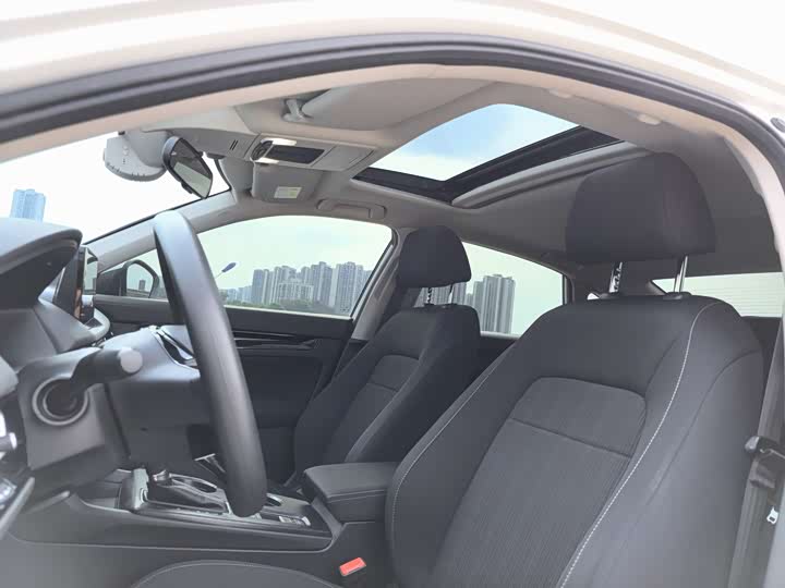 Фото 8 - Honda Civic