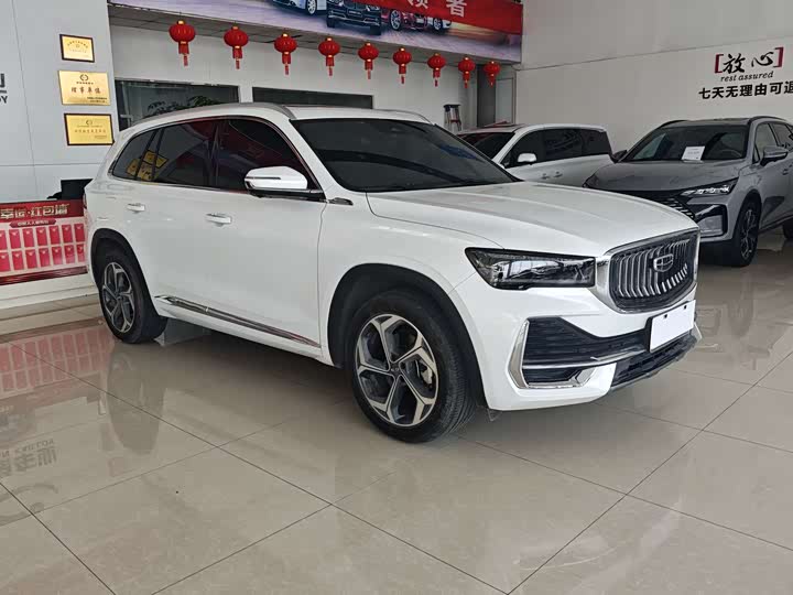 Фото 3 - Geely Monjaro