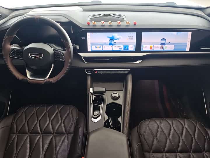 Фото 9 - Geely Monjaro