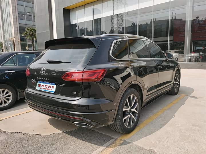 Photo 3 - Volkswagen Touareg