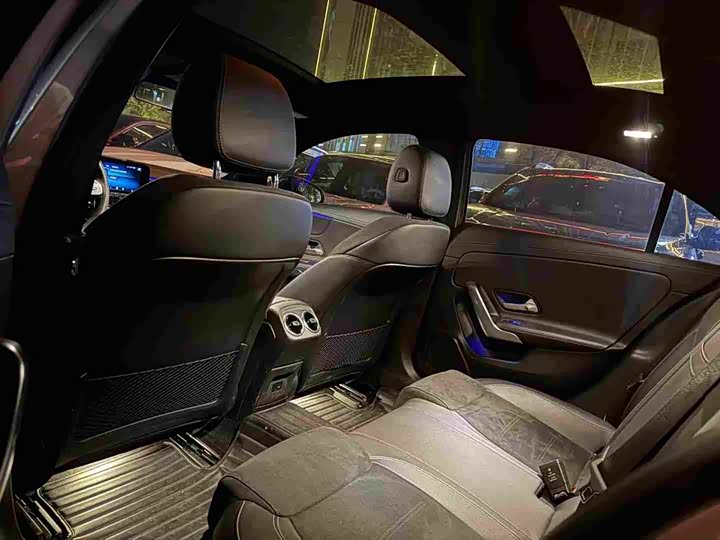 Фото 6 - Mercedes-Benz A-Class