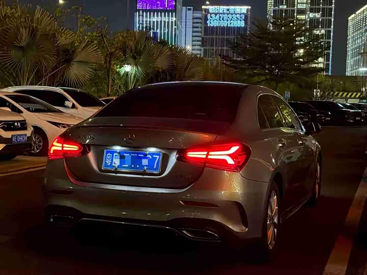 Фото 9 - Mercedes-Benz A-Class