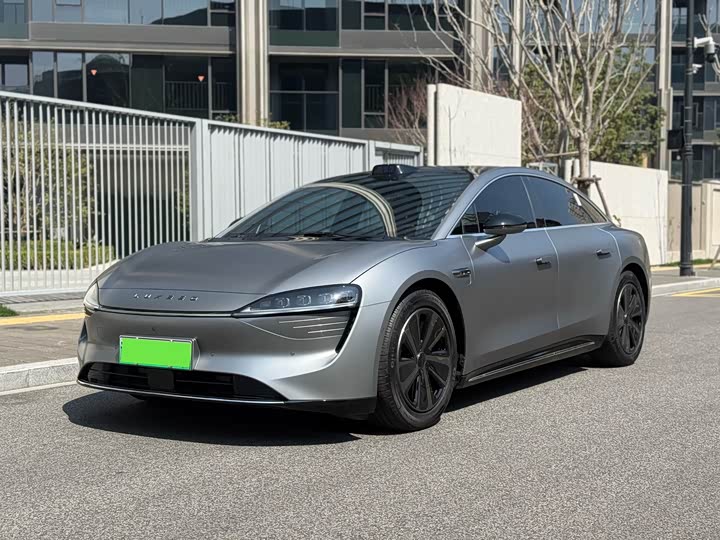 Фото 1 - Luxeed S7