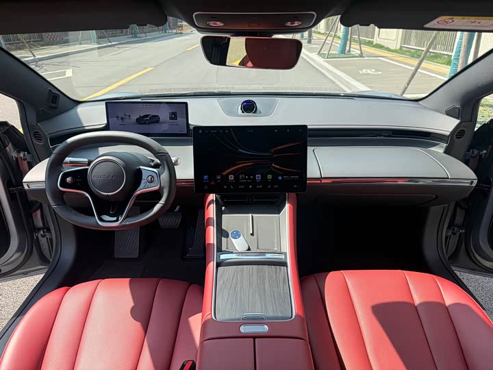 Фото 6 - Luxeed S7