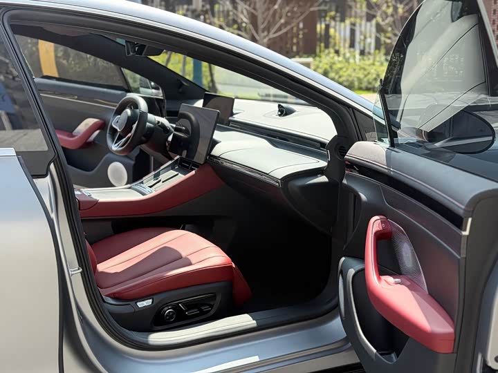 Фото 8 - Luxeed S7