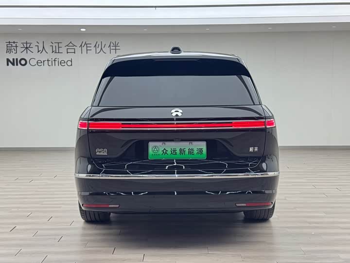 Фото 6 - Nio ES8