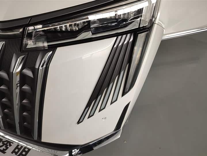 Фото 5 - GAC Trumpchi M8