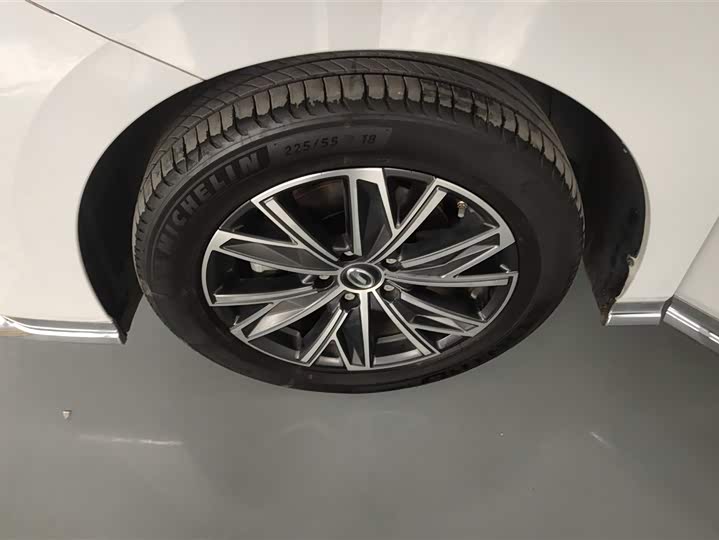 Фото 6 - GAC Trumpchi M8