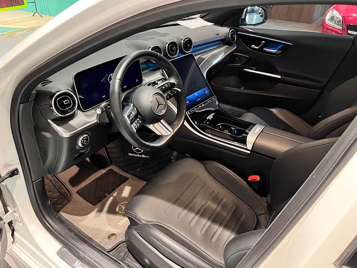 Фото 8 - Mercedes-Benz C-Class