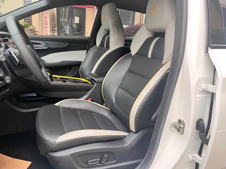 Photo 4 - MG Motor 6