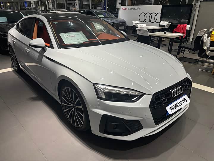 Фото 2 - Audi A5