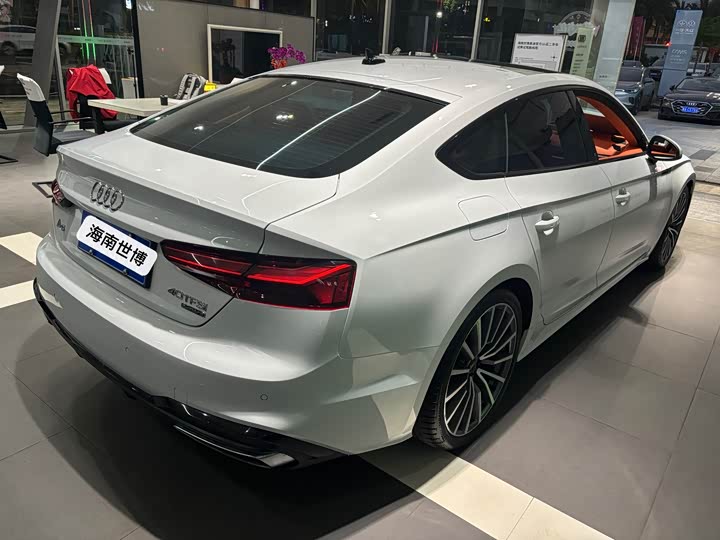 Фото 4 - Audi A5