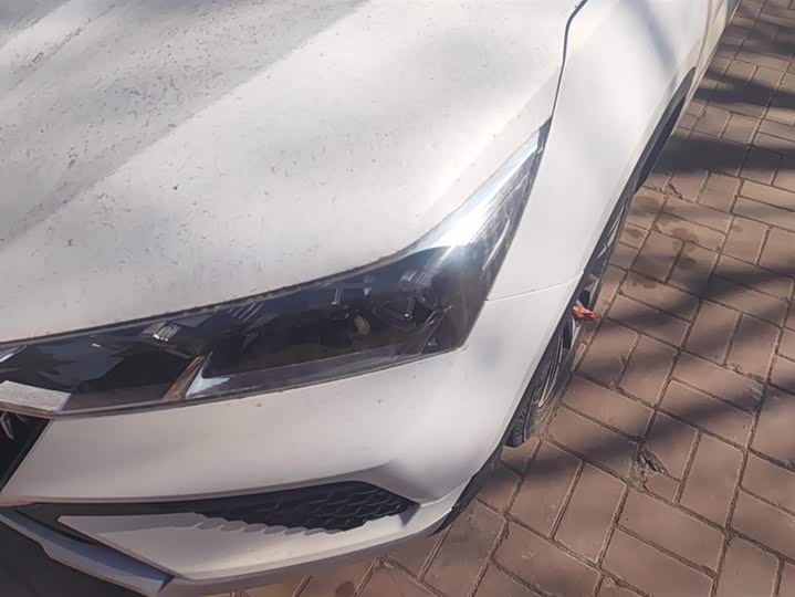 Фото 5 - Bestune T77