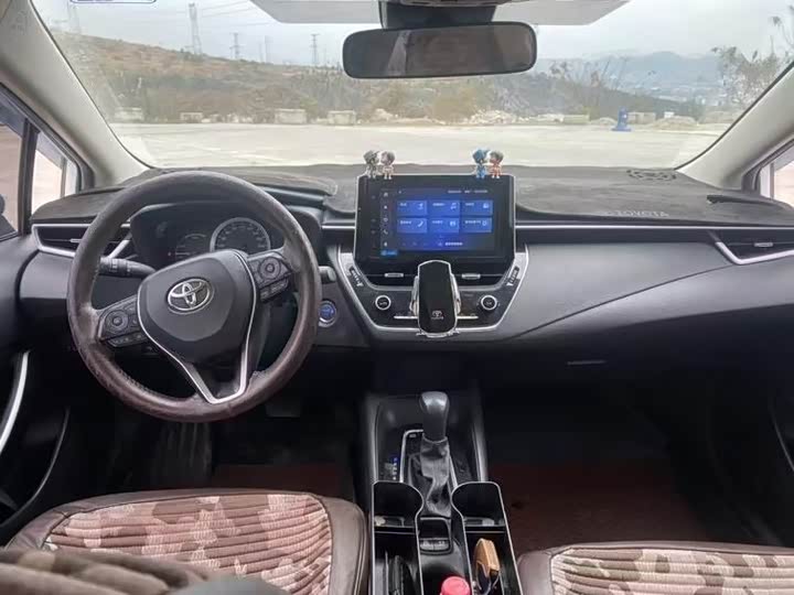 Фото 5 - Toyota Corolla