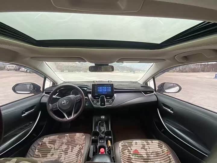 Фото 7 - Toyota Corolla