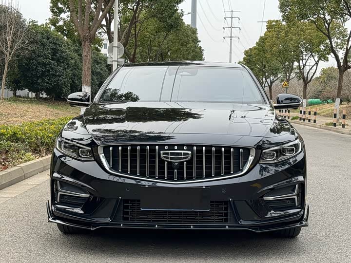 Фото 2 - Geely Preface