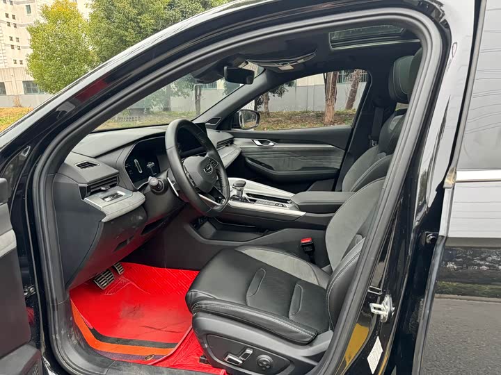 Фото 8 - Geely Preface