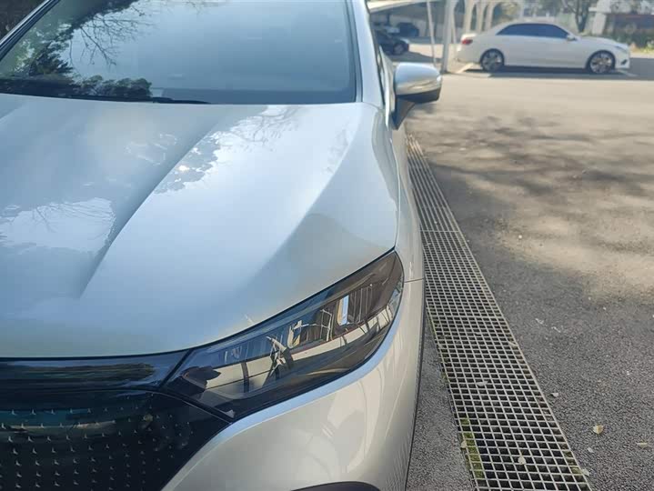 Photo 5 - Mercedes-Benz EQE SUV