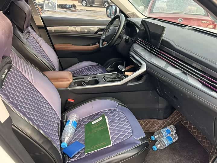 Фото 7 - Geely Vision X6