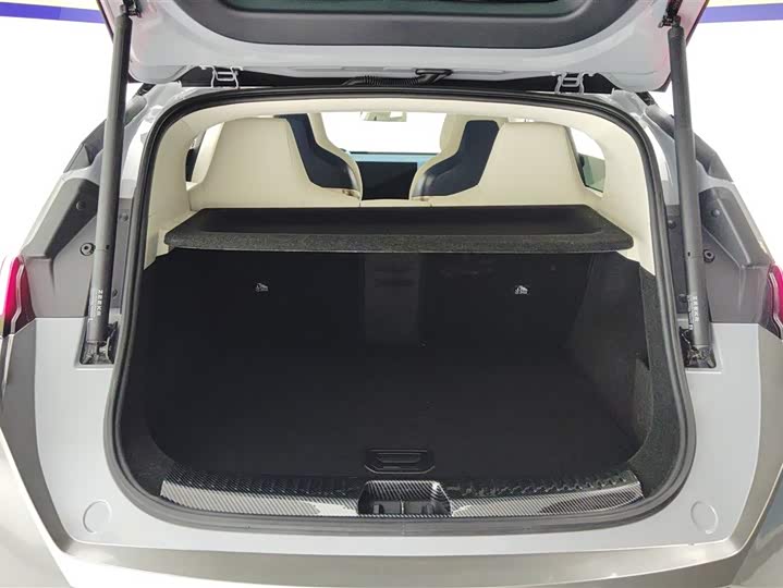 Фото 4 - Zeekr X