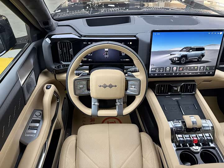 Фото 8 - BYD FangChengBao Leopard 8