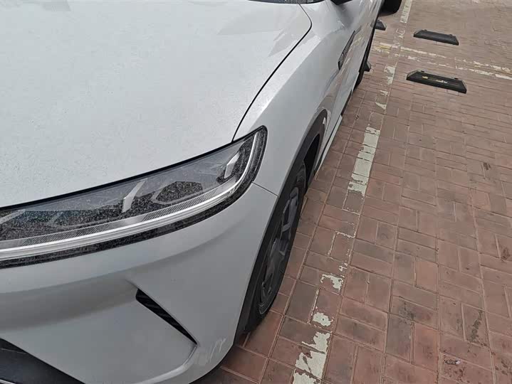 Photo 5 - BYD Yuan Up