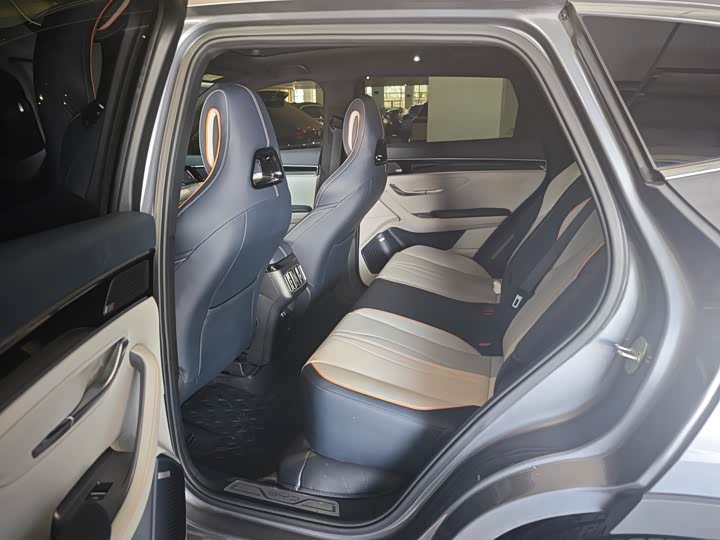 Photo 4 - BYD Song Plus Hybrid/EV