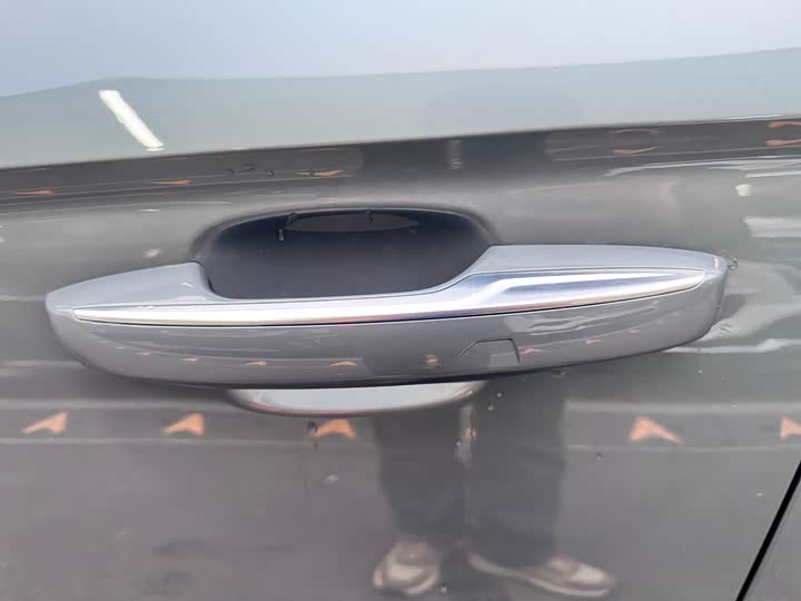 Фото 6 - Geely Preface